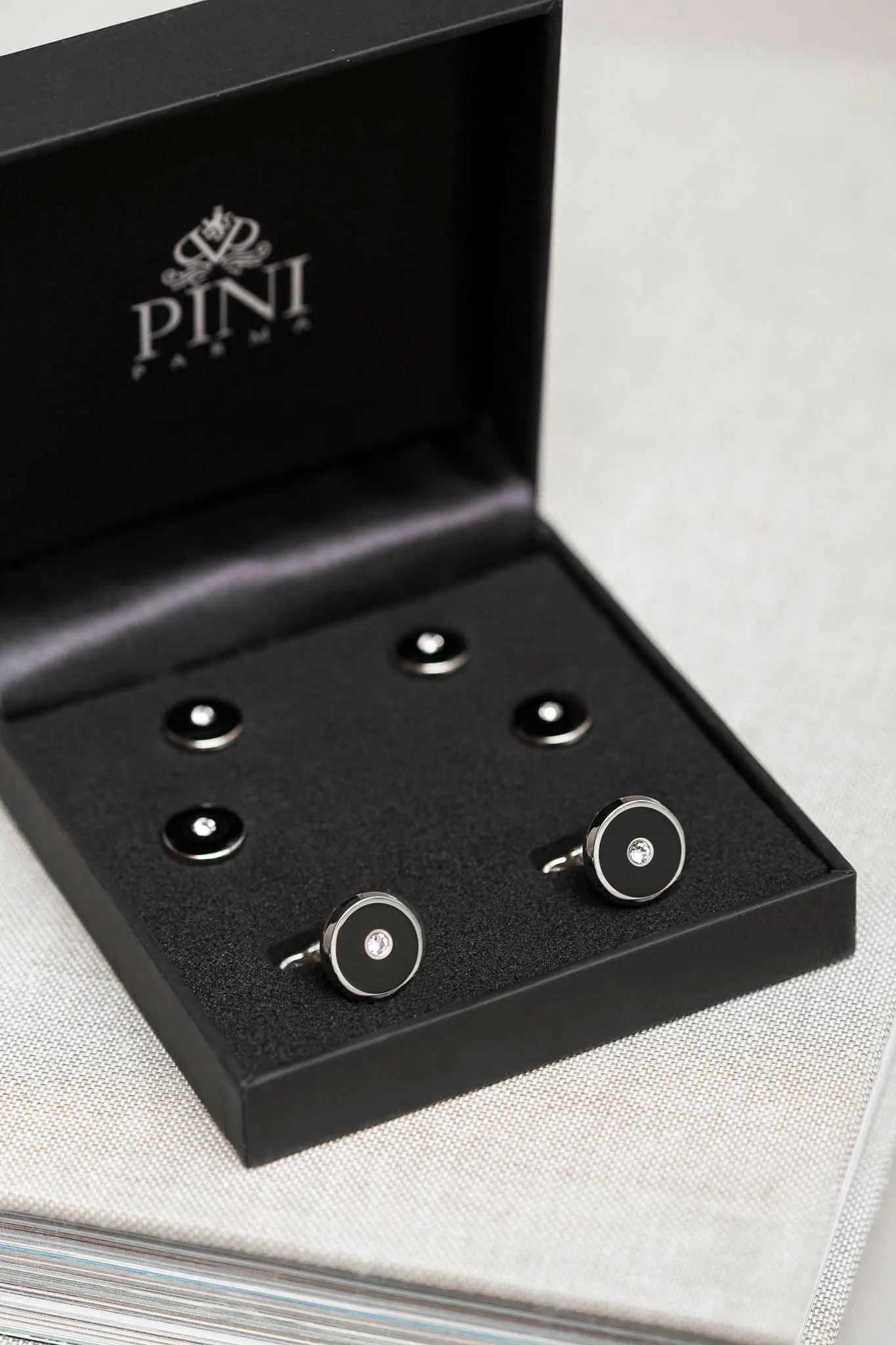 Black cufflinks and dress studs set with Swarovski detail - Made in Italy