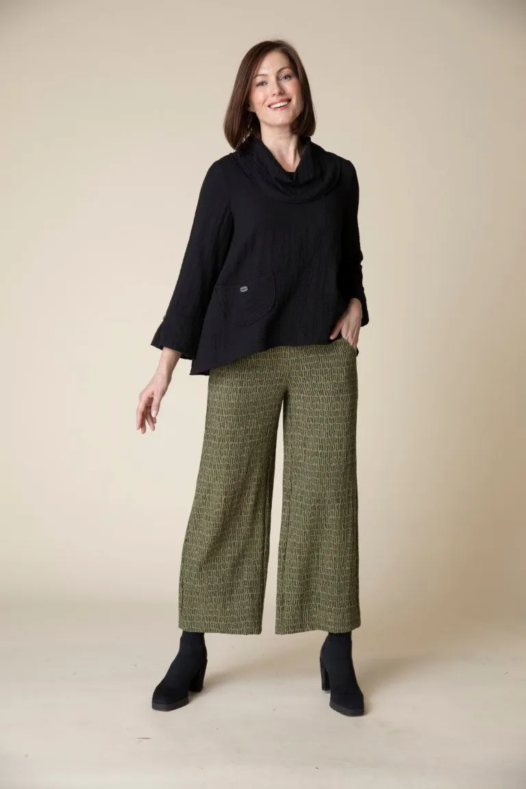 Express Lines Relaxed Ankle Pant