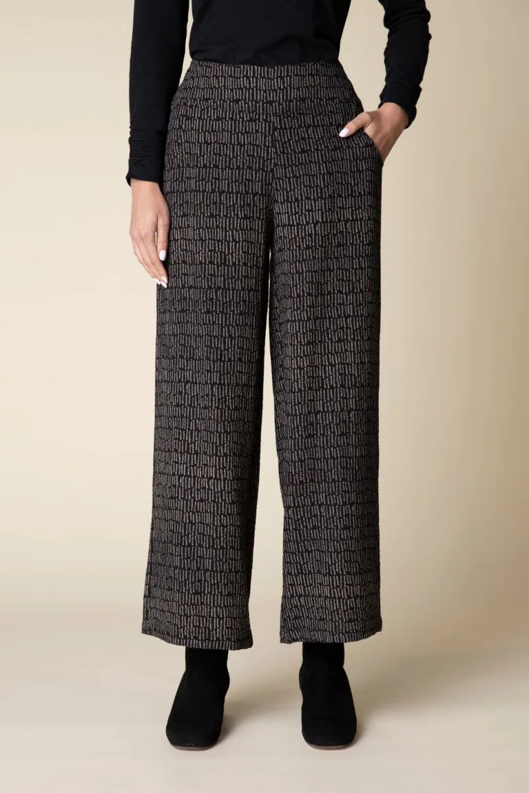 Express Lines Relaxed Ankle Pant