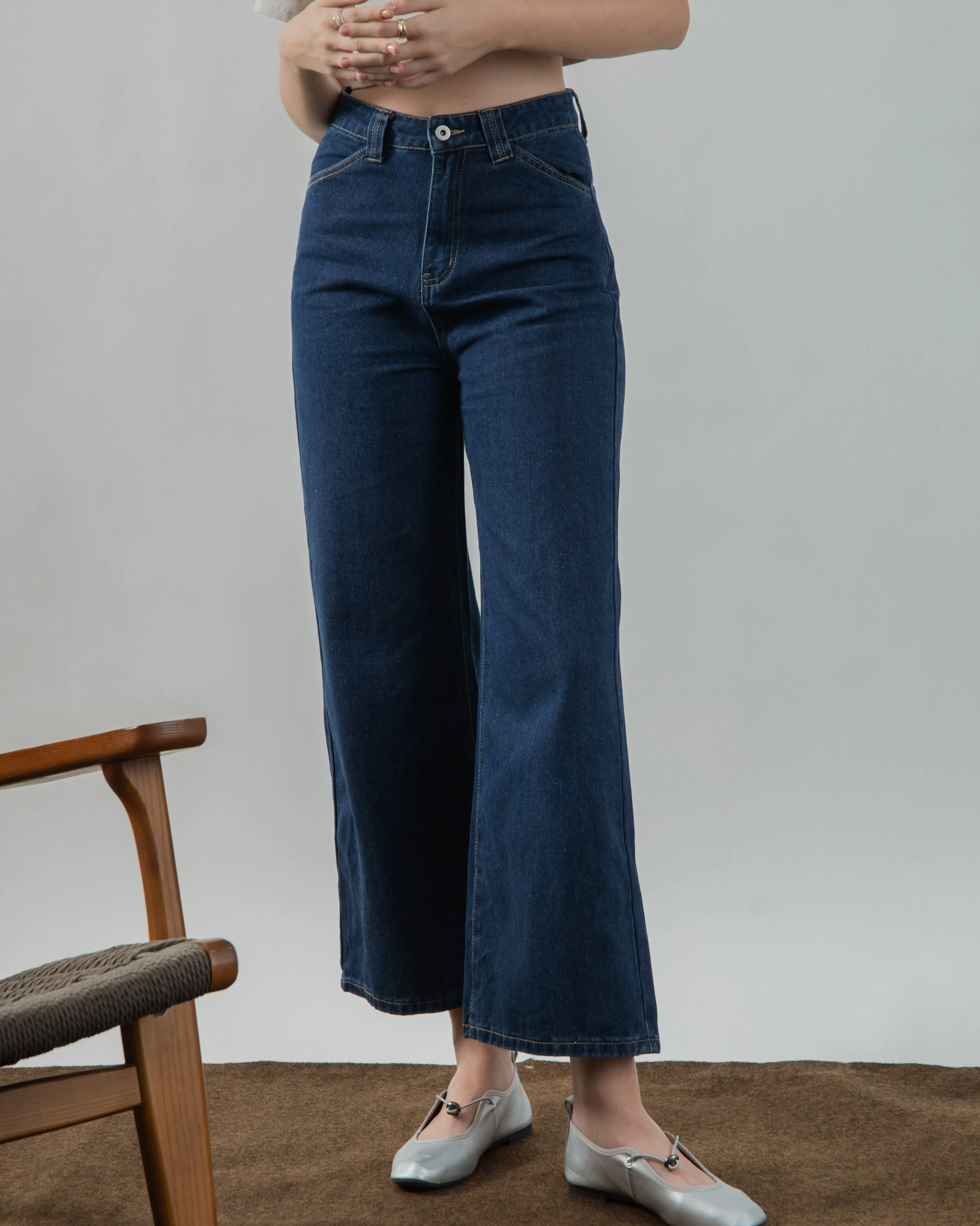 Julies Classic Straight Cut Jeans (Denim)