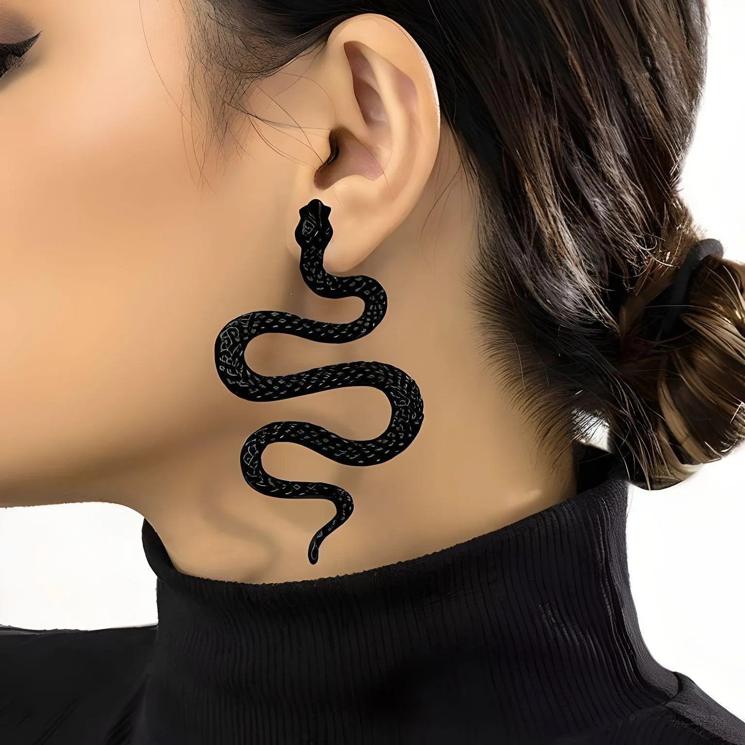 Sexy and Exaggerated Avant-Garde Snake Earrings For Women Fashion Trendy Rock Jewelry